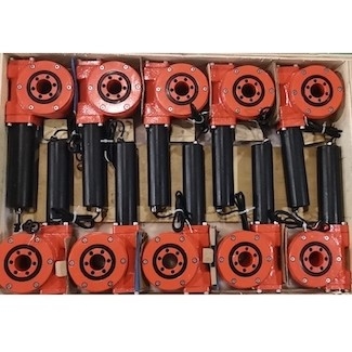 SE17 Slewing Ring Drive 365mm Untuk Mesin Pengeboran Batu 105kg