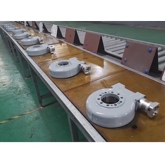 Mesin Pertambangan Slew Drive Hidrolik Torsi Tinggi Worm Gear Drive