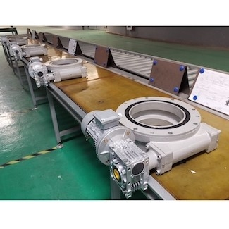 Harden Steel Hydraulic Slewing Drive 14 Inches 0.15 Derajat Backlash